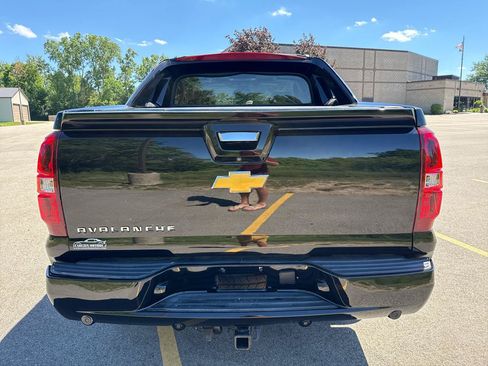 Used 2013 Chevrolet Avalanche LTZ AWD/4WD image 6