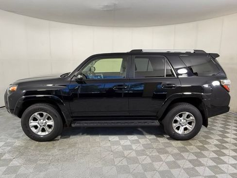 Used 2024 Toyota 4Runner SR5 Premium w/ Moonroof Package AWD/4WD image 3