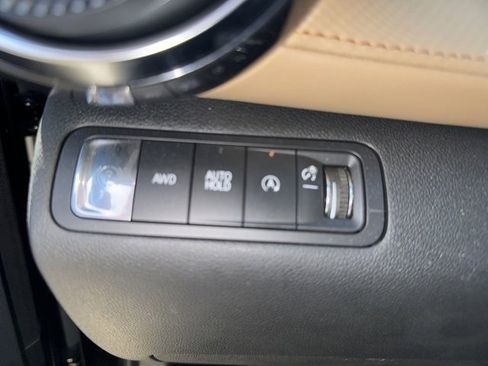 Used 2025 Chevrolet Equinox ACTIV w/ Safety and Technology Package image 17