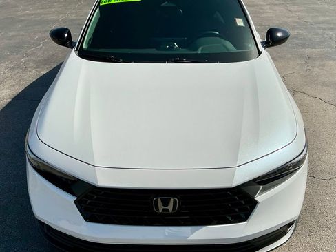 Used 2025 Honda Accord Sport image 11