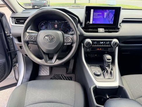 Certified 2025 Toyota RAV4 XLE AWD/4WD image 2
