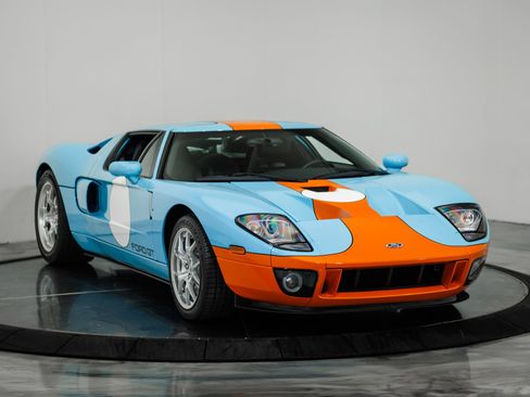 Used 2006 Ford GT image 46