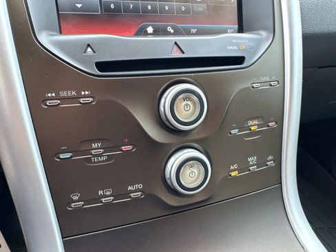 Used 2011 Ford Edge SEL w/ 202A Rapid Spec Order Code image 24