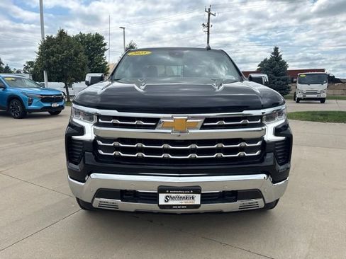 New 2025 Chevrolet Silverado 1500 LTZ AWD/4WD image 37