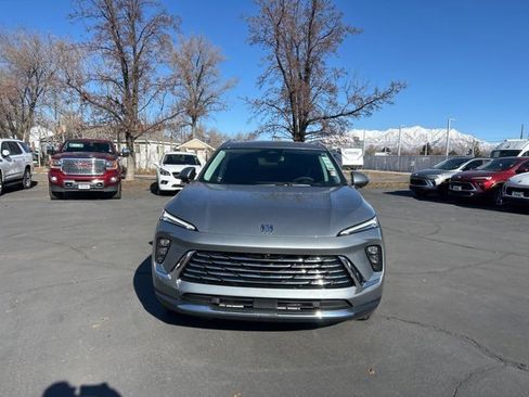 New 2025 Buick Envision Preferred image 2