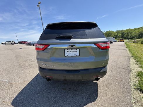 Used 2018 Chevrolet Traverse LT AWD/4WD image 4