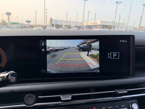 Certified 2026 Hyundai Tucson SE FWD image 7