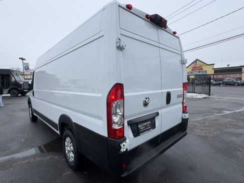 Used 2025 RAM ProMaster 3500 w/ Quick Order Package 22G SLT image 5
