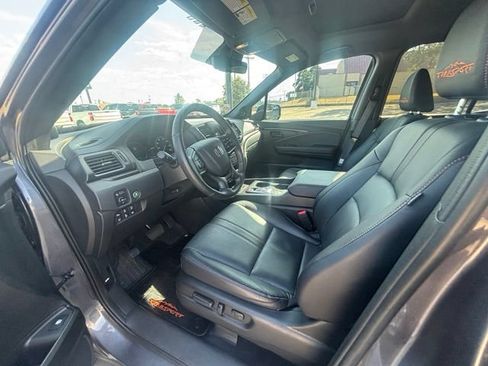 Used 2024 Honda Ridgeline TrailSport image 11