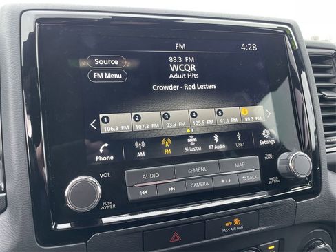 Used 2022 Nissan Frontier Pro-X image 11