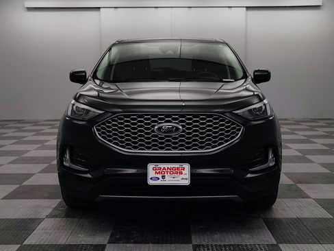 Used 2024 Ford Edge SEL w/ Convenience Package image 5