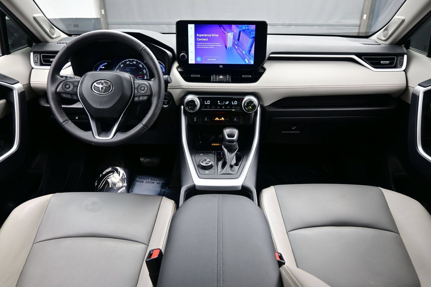 Used 2024 Toyota RAV4 XLE Premium w/ Weather Package AWD/4WD image 17
