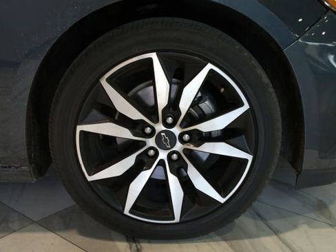 Used 2021 Chevrolet Malibu RS FWD image 69