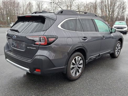 Certified 2025 Subaru Outback Limited image 4
