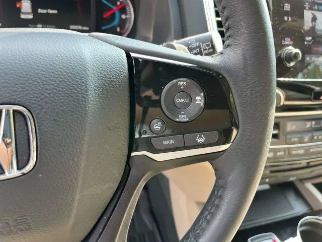 Used 2022 Honda Pilot Elite image 38