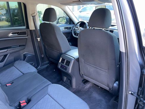 Used 2018 Volkswagen Atlas Launch Edition FWD image 21