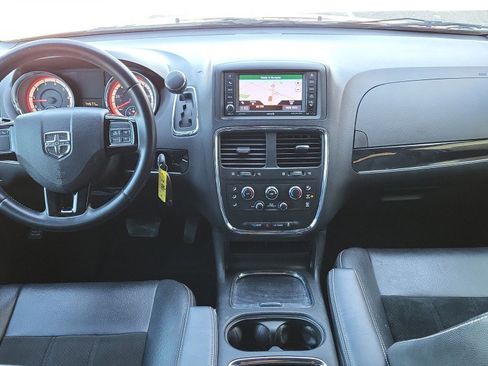 Used 2018 Dodge Grand Caravan SXT w/ Blacktop Package image 24