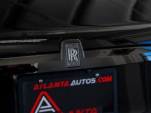 Used 2022 Rolls-Royce Ghost Black Badge image 27
