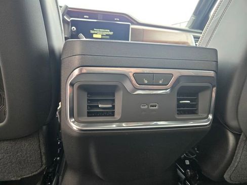New 2026 GMC Sierra 3500 Denali Ultimate image 15
