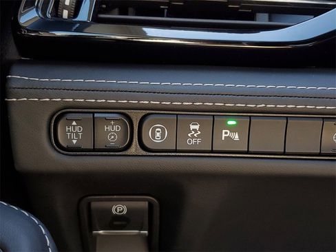 Certified 2023 Acura MDX SH-AWD w/ Advance Package image 34