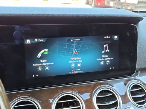 Used 2022 Mercedes-Benz E 350 E 350 w/ Driver Assistance Package image 26