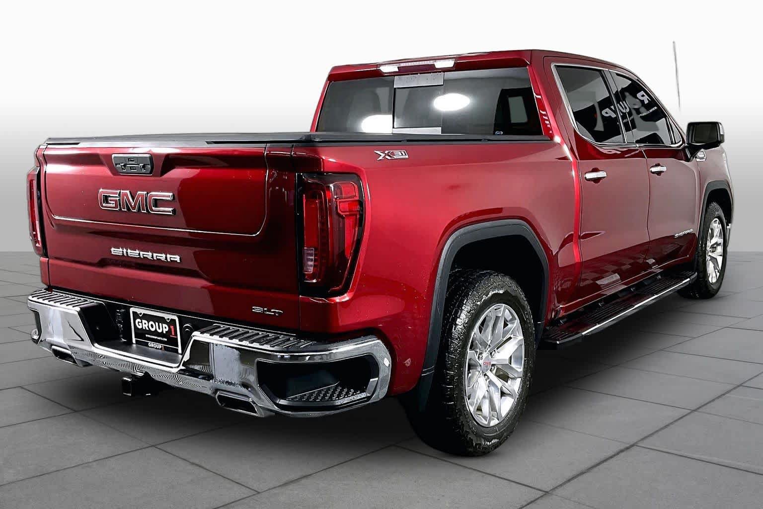 Used 2021 GMC Sierra 1500 SLT AWD/4WD image 11