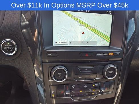 Used 2017 Ford Explorer XLT w/ Equipment Group 202A FWD image 17
