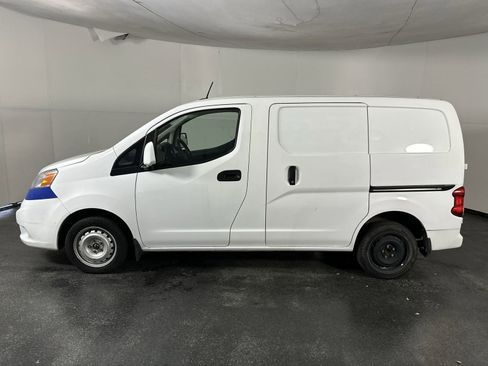 Used 2020 Nissan NV200 SV image 5