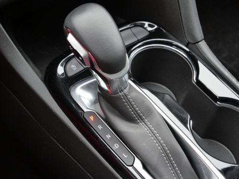 Used 2022 Buick Encore GX Select w/ Sport Touring Package image 23