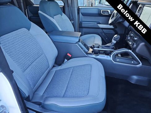 Used 2023 Ford Bronco Outer Banks AWD/4WD image 18