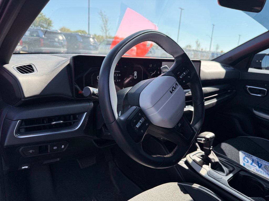 Used 2025 Kia K4 GT-Line w/ GT-Line Sunroof Package FWD image 10