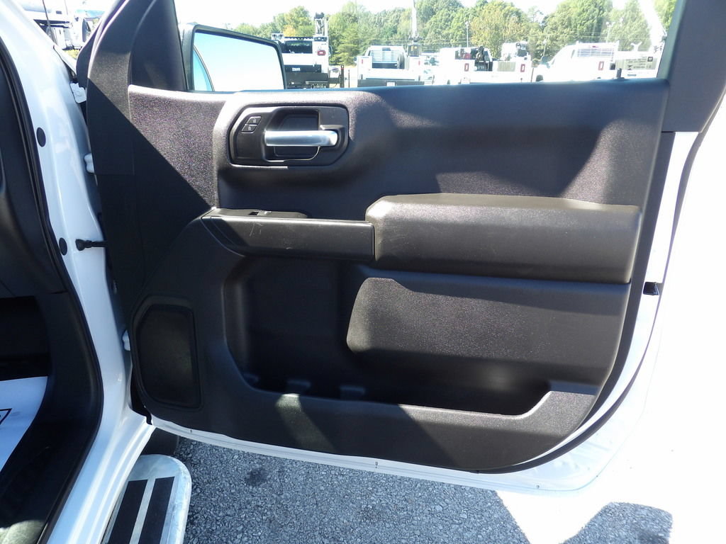 Used 2025 Chevrolet Silverado 1500 W/T RWD image 28