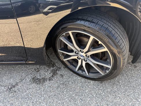 Used 2017 Subaru Impreza 2.0i Limited w/ Moonroof/BSD & Rcta/Eyesight image 31