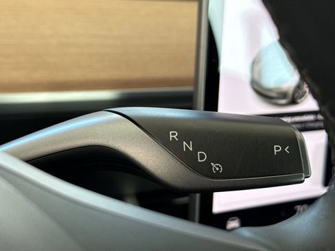 Used 2018 Tesla Model 3 Performance image 16