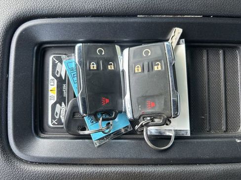 Used 2016 GMC Sierra 1500 SLT w/ SLT Premium Package image 33