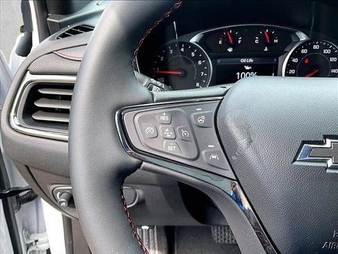 Used 2024 Chevrolet Equinox RS w/ RS Leather Package FWD image 20