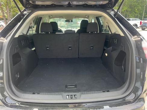 New 2024 Ford Edge SE image 13