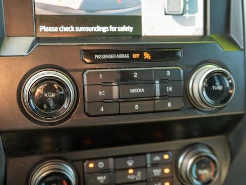 Used 2020 Ford F150 Raptor w/ Equipment Group 802A Luxury image 34