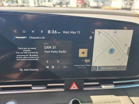 Used 2024 Hyundai Elantra SEL FWD image 23