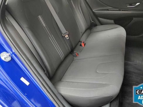 Used 2021 Hyundai Elantra SEL w/ Convenience Package image 36