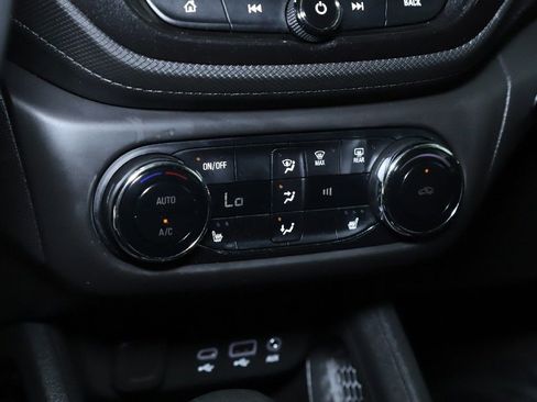 Used 2023 Chevrolet TrailBlazer LT w/ Convenience Package AWD/4WD image 27