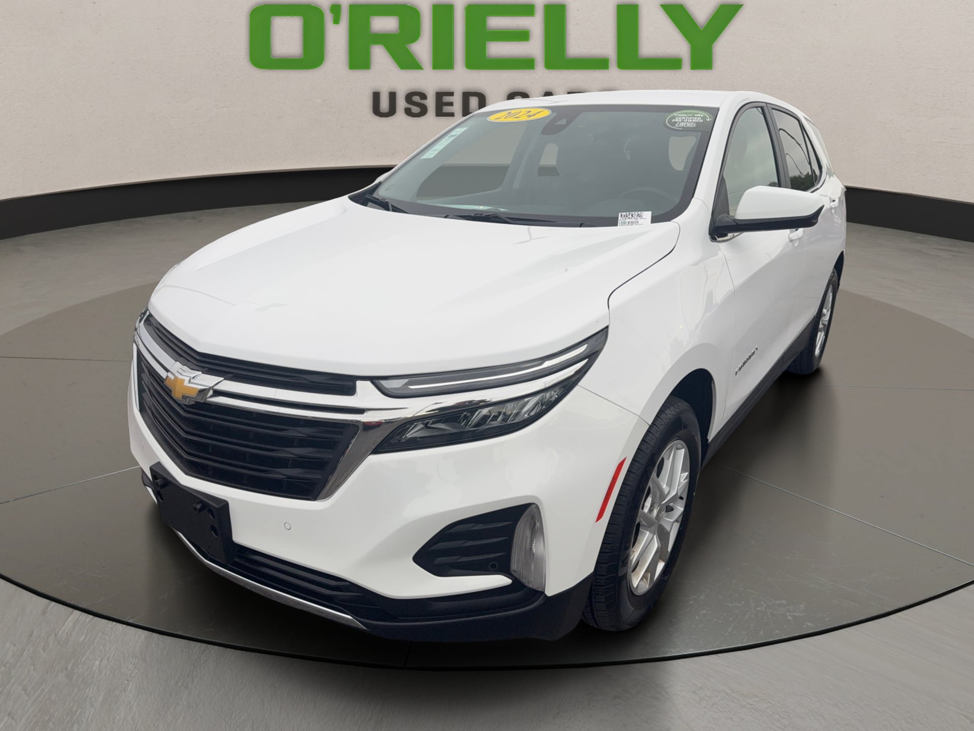 Used 2024 Chevrolet Equinox LT AWD/4WD image 1