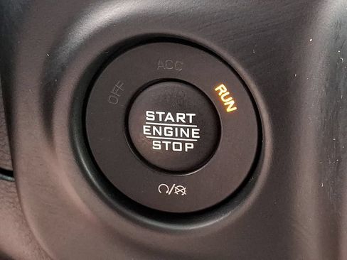 Used 2022 Jeep Wrangler Unlimited Sport AWD/4WD image 27