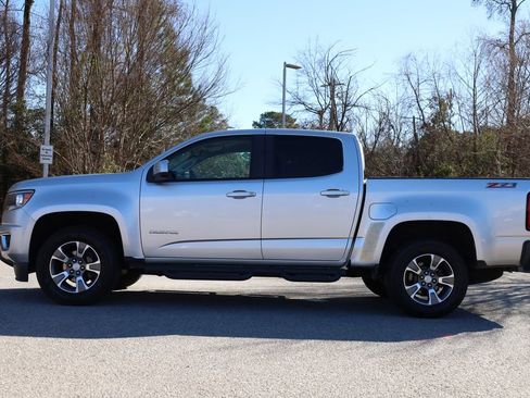Used 2015 Chevrolet Colorado Z71 image 3