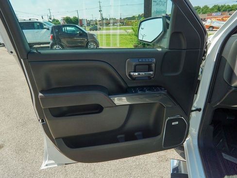 Used 2017 GMC Sierra 1500 SLT w/ All Terrain Package AWD/4WD image 13