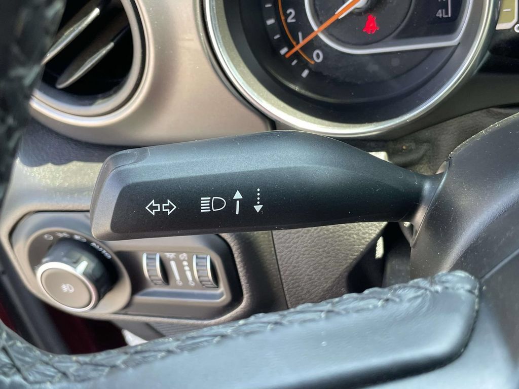 Used 2021 Jeep Wrangler Unlimited Sport AWD/4WD image 30
