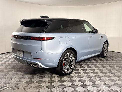 New 2026 Land Rover Range Rover Sport Autobiography AWD/4WD image 9