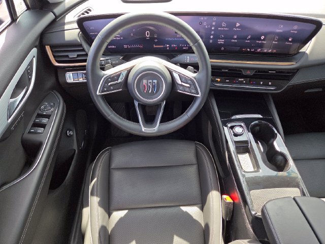 Used 2024 Buick Envision Avenir AWD/4WD image 28