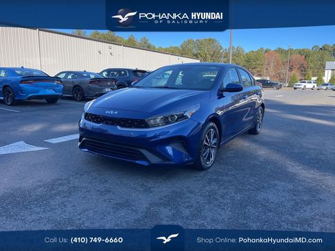 Used 2024 Kia Forte LXS image 1