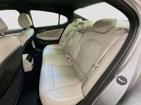Used 2023 Genesis G70 2.0T AWD/4WD image 29